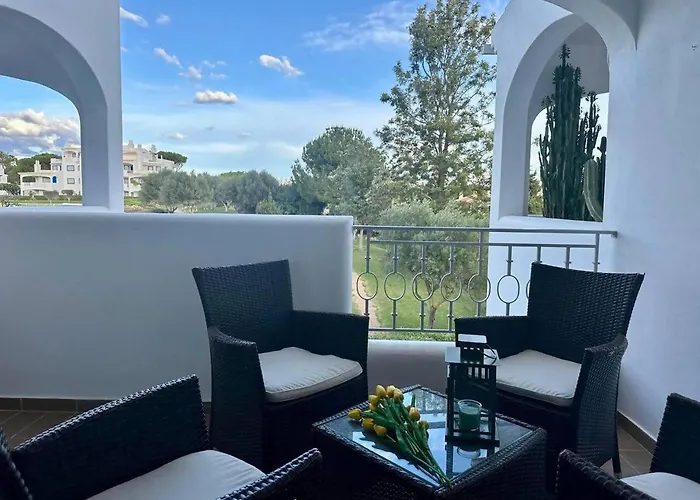 Monteverde Kulle By Fhr Piscina & Parking Apartmán